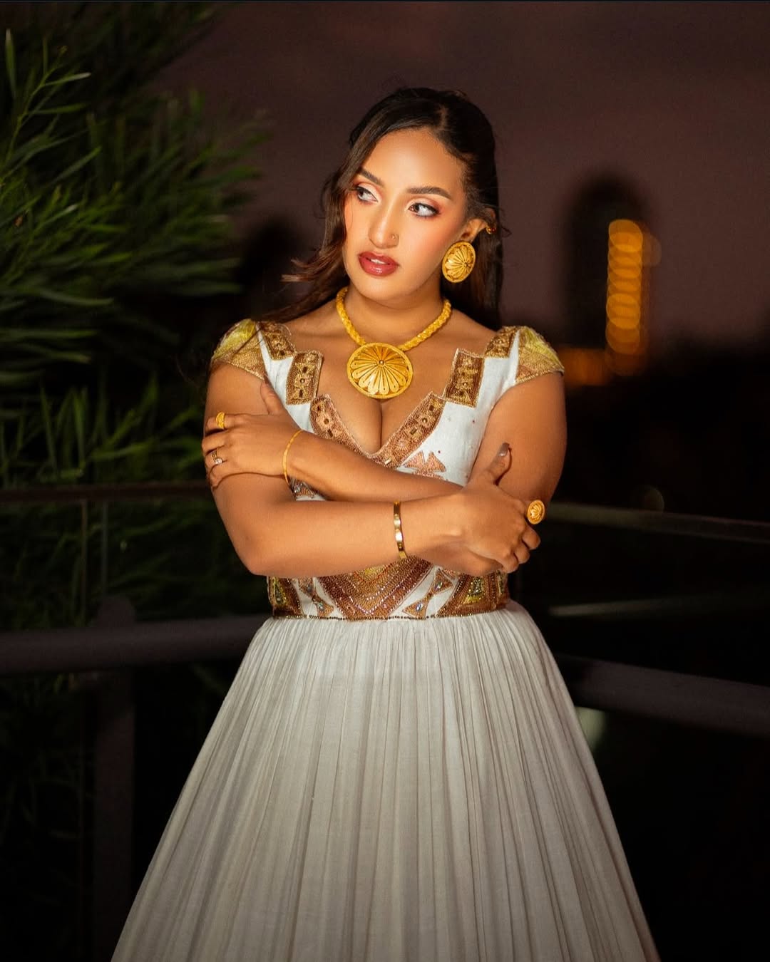 ROZA MODERN ETHIOPIAN WEDDING DRESS | ELEGANT HABESHA WEDDING DRESS | VIBRANT HABESHA KEMIS